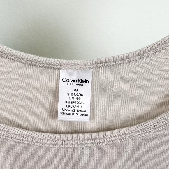 NWT Calvin Klein Pure Ribbed Cropped Tank Top in Cream - Picture 3 of 6